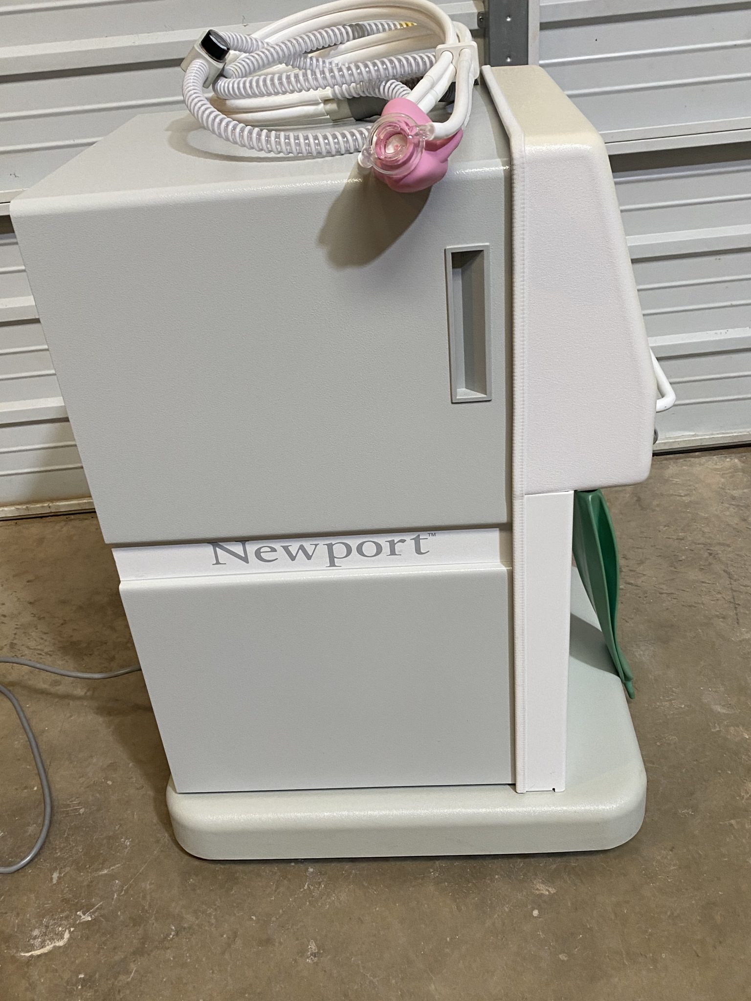 Accutron Digital Ultra Newport Flowmeter System Medsold