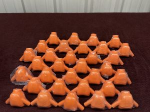 Accutron Personal Inhaler Single-Use Nasal Hoods Medium Orange Lot of 32 (A3-3)