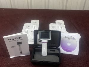 King Vision Video Laryngoscope With Case And 4 Kvlo3 disposable Blades