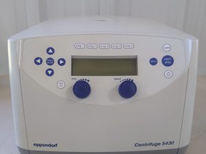 Eppendorf 5430 Centrifuge w/ Rotor