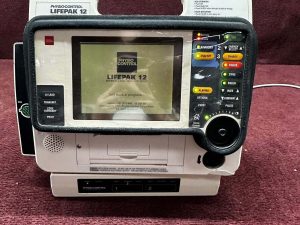 Physio-Control Lifepak 12(B4-3)