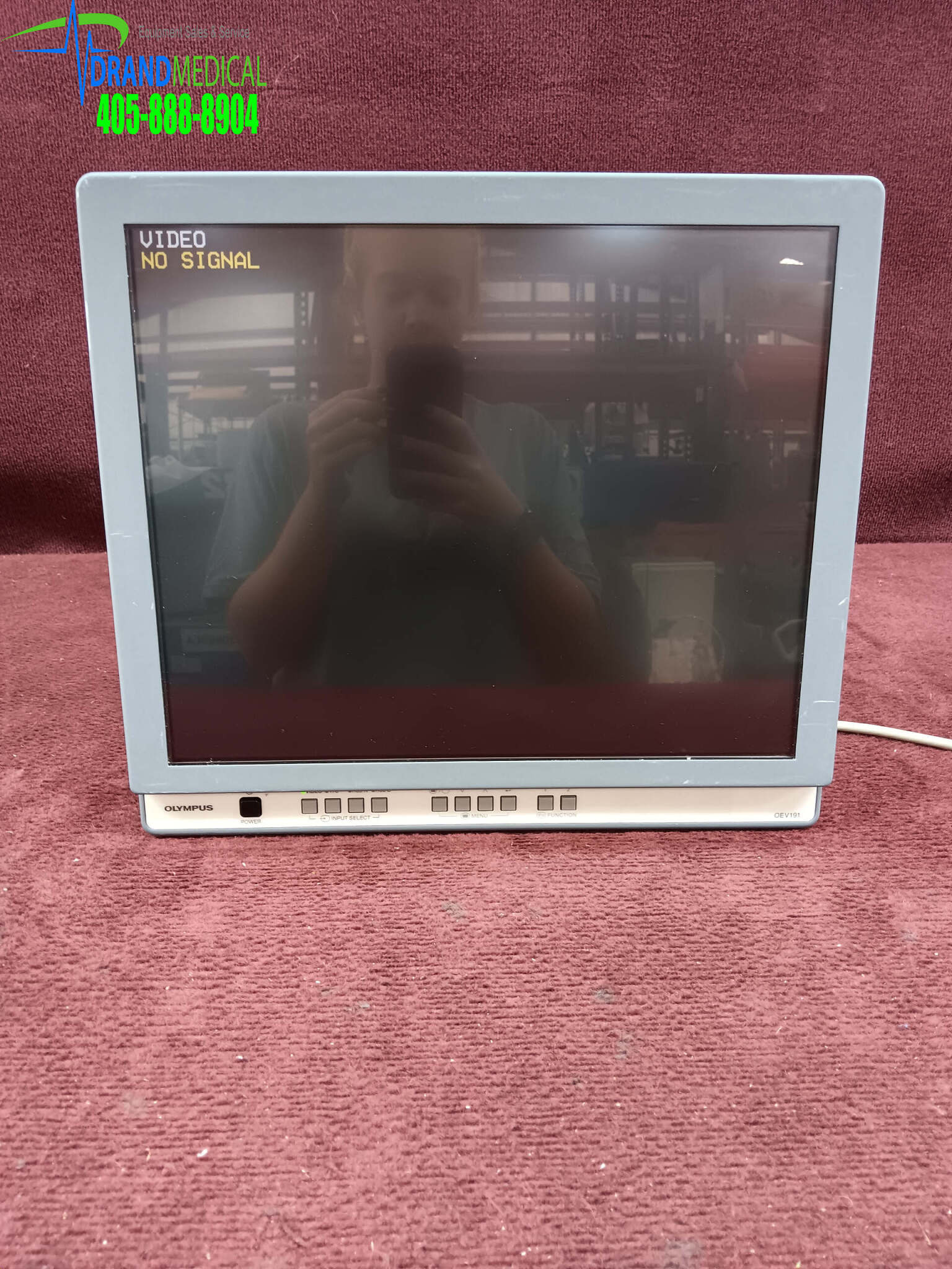 Olympus Model OEV191, 19" Medical LCD Monitor Medsold