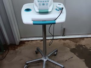 Verathon bladder scanner BVI 9400 W/ 0570-0351 and battery Unit 1