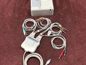 Welch Allyn Burdick ELI 230 Electrocardiograph W/ Patient Cable AM12 Acquisition