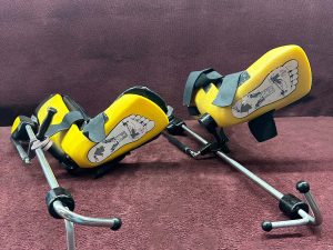 Steris/AMSCO Yellofin ELITE Lift Assist Leg Positioning System