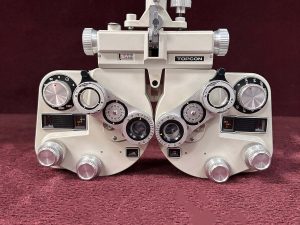 Topcon VT-SE Vision Tester/Refractor/Phoropter - Minus Cylinder