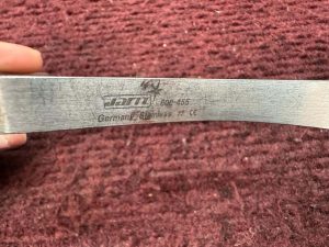 Jarit 600-455 Retractor