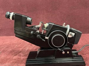 Topcon LM-6E Lensometer