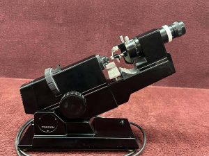 Topcon LM-3B Lensometer