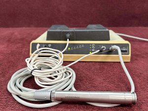 Stryker Command 2 With Footswitch and Handpiece with 14 Tips