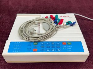 Schiller AT-2 EKG