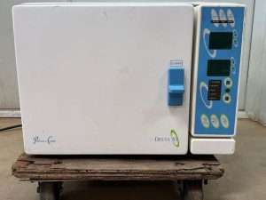 Delta XL Pelton and Crane Autoclave