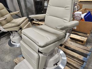 Reliance Model 980L Exam Chair