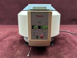 Thermo Scientific CL2 Centrifuge