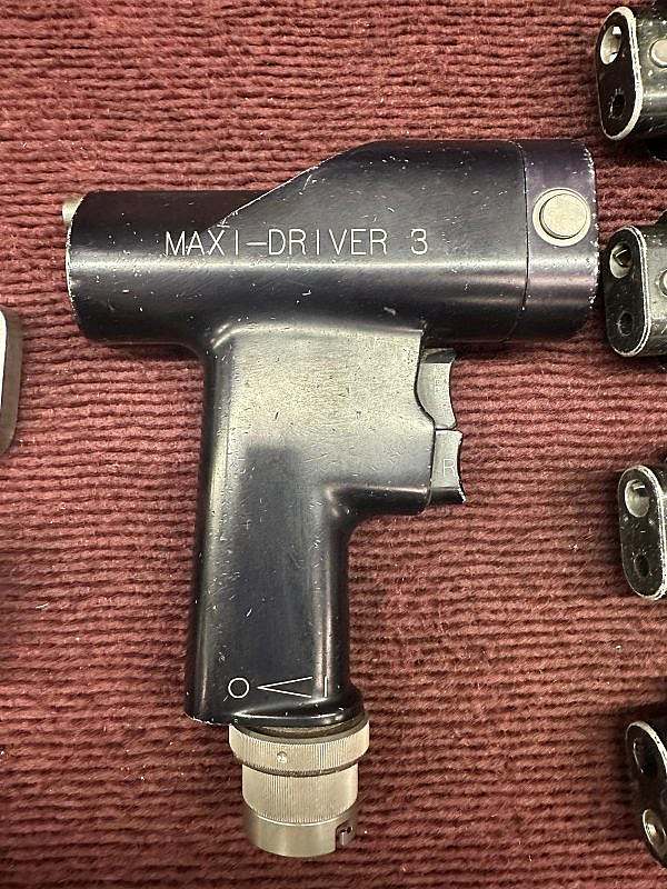 Maxi-Driver III w/ 8 Different Attachments - Image 3