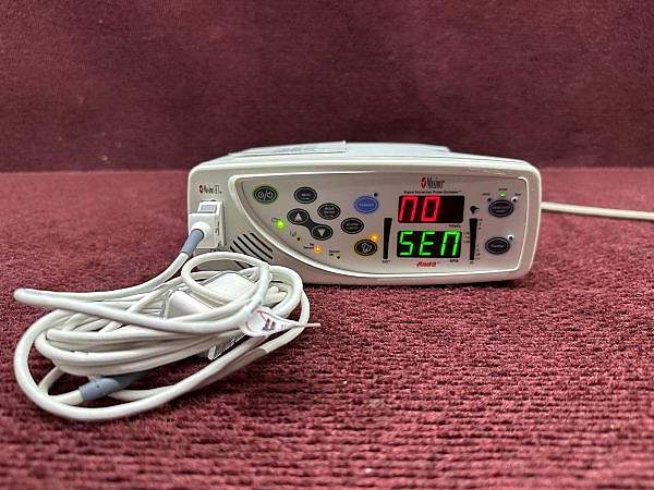 Masimo Rad-8 Signal Extraction Pulse Oximeter