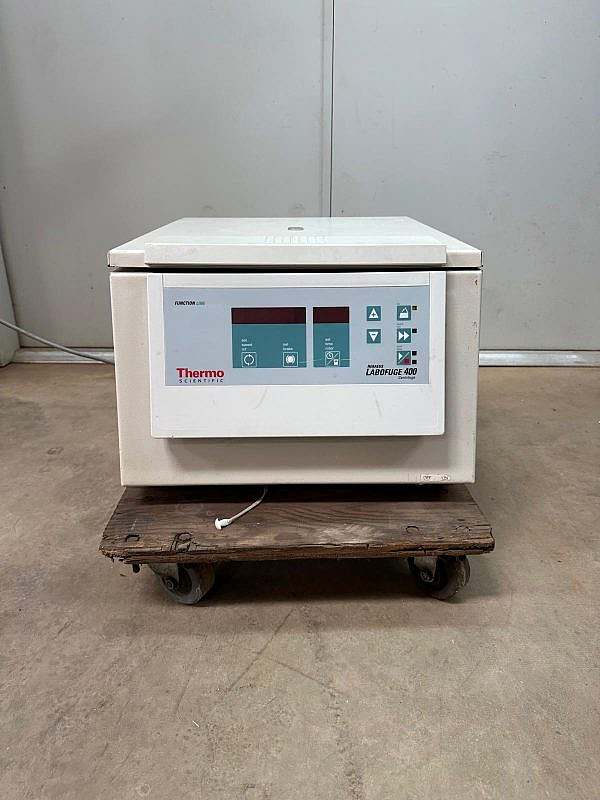 Thermo Scientific Labofuge 400 Centrifuge