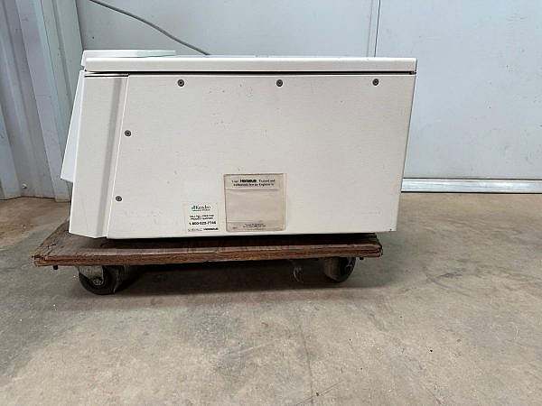 Thermo Scientific Labofuge 400 Centrifuge - Image 4