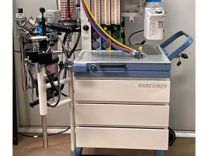 Dräger Narkomed GS Anesthesia Machine w/ Vaporizer & Accessories – Tested