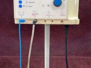Bovie Aaron 1200 Electrosurgical Generator w/ Stand & Cables – Tested Working