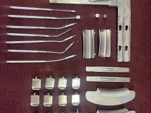 Medtronic 28701 Retractor Set