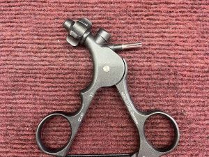 KARL STORZ 33122 Clickline Plastic Handle Pistol Grip Laparoscopic Monopolar