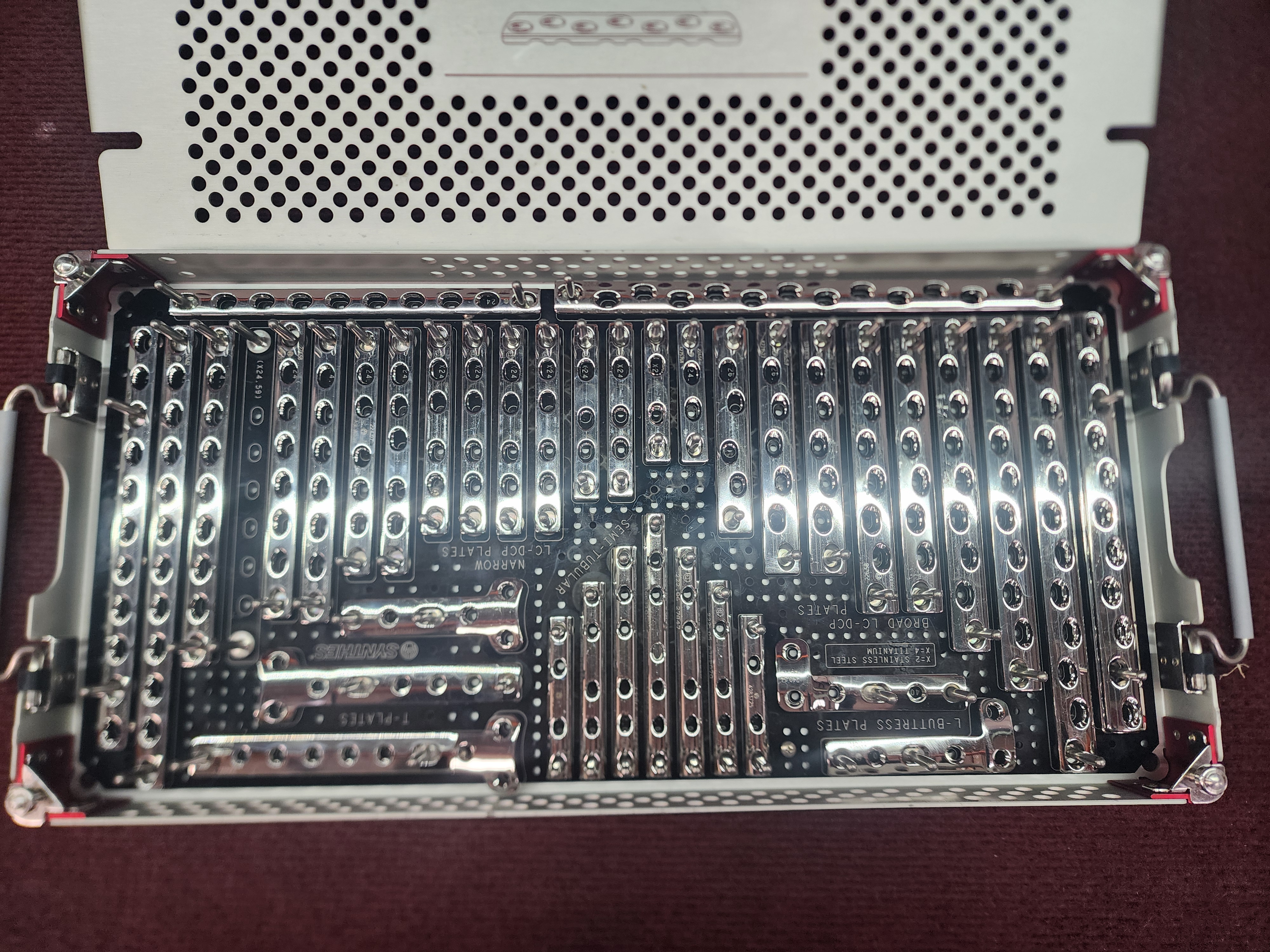 Depuy LC-DCP Plate Set - Image 2