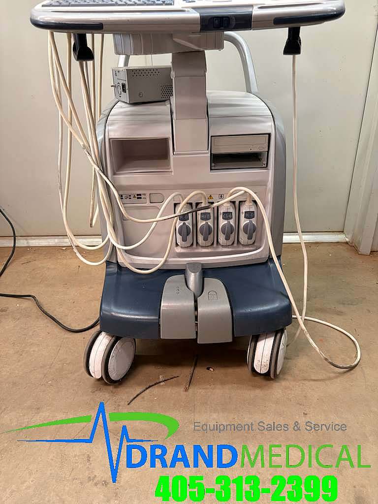 GE LOGIQ E9 ULTRASOUND W/ 4 TRANSDUCER PROBES 2- 9L, 1- ML6-15 and 1- C1-6 - Image 7