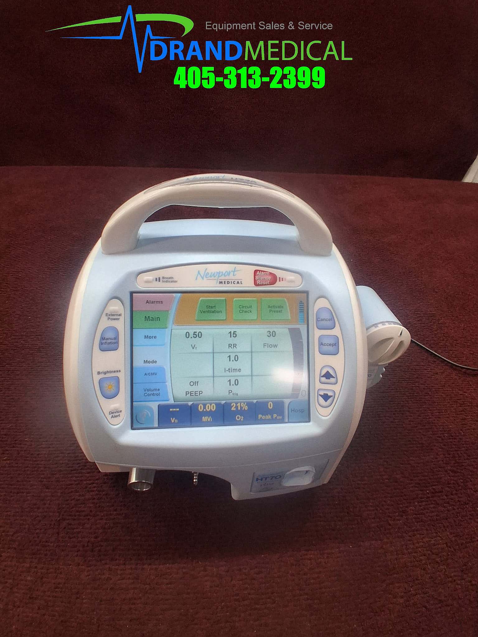 Newport HT70 Portable Monitor w/Newport Air/Oxygen Mixer (B8-3) - Image 2