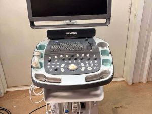 Siemens Acuson X700 Ultrasound W/ 4V1c, VF10-5