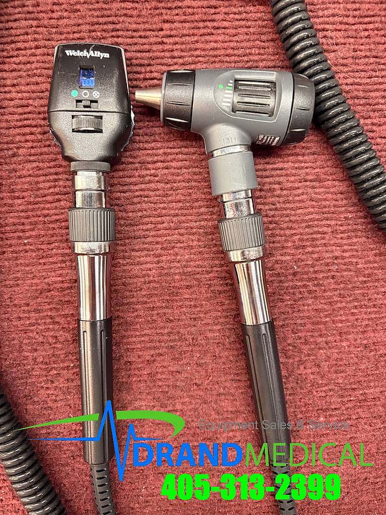 Welch Allyn 777 Wall Mount Otoscope System W/ 11720 & 23810 Heads working(B5-2) - Image 2